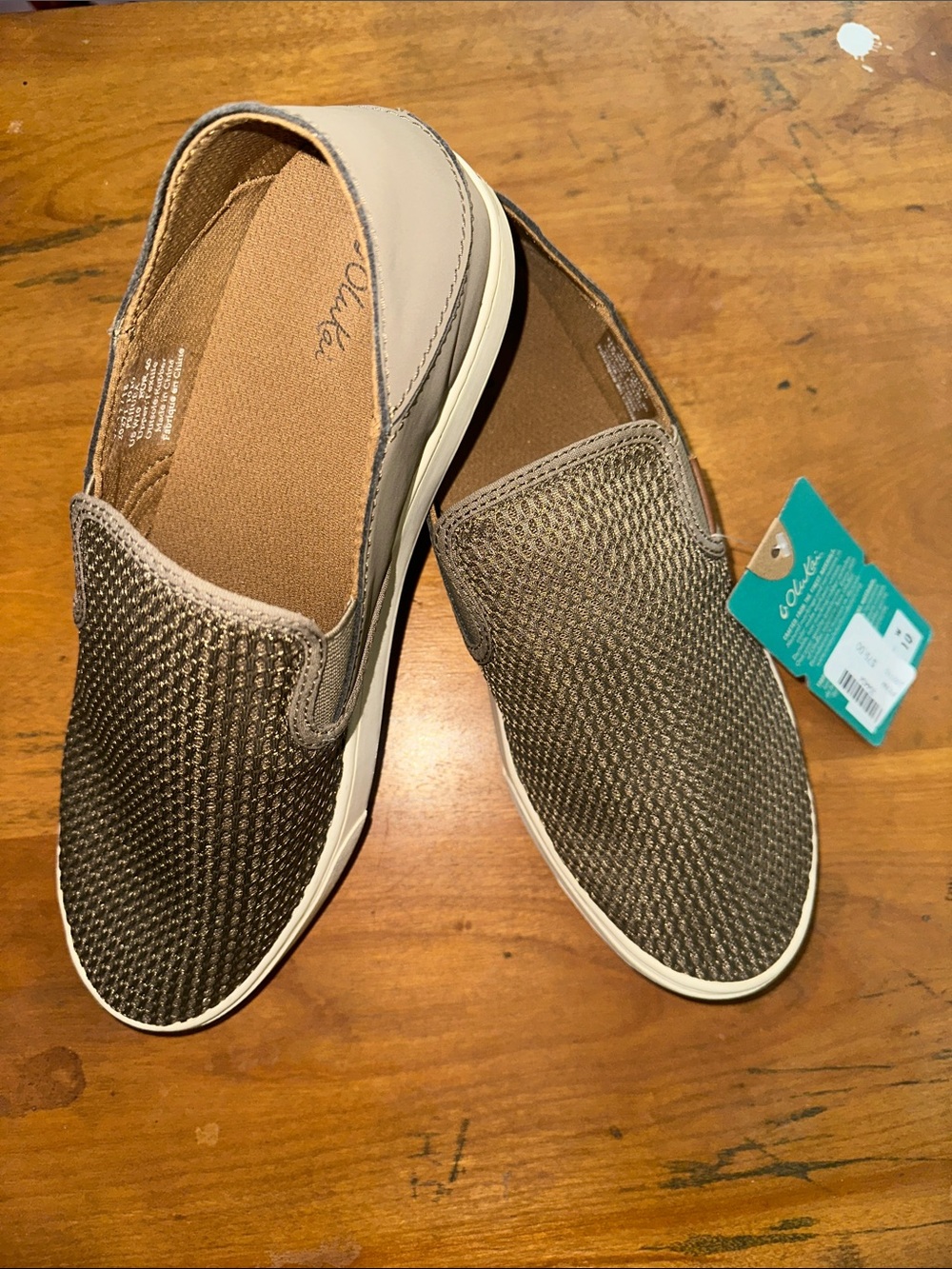 Olukai Women’s Pehuea Slip-On Sneakers Size 10 Taupe
